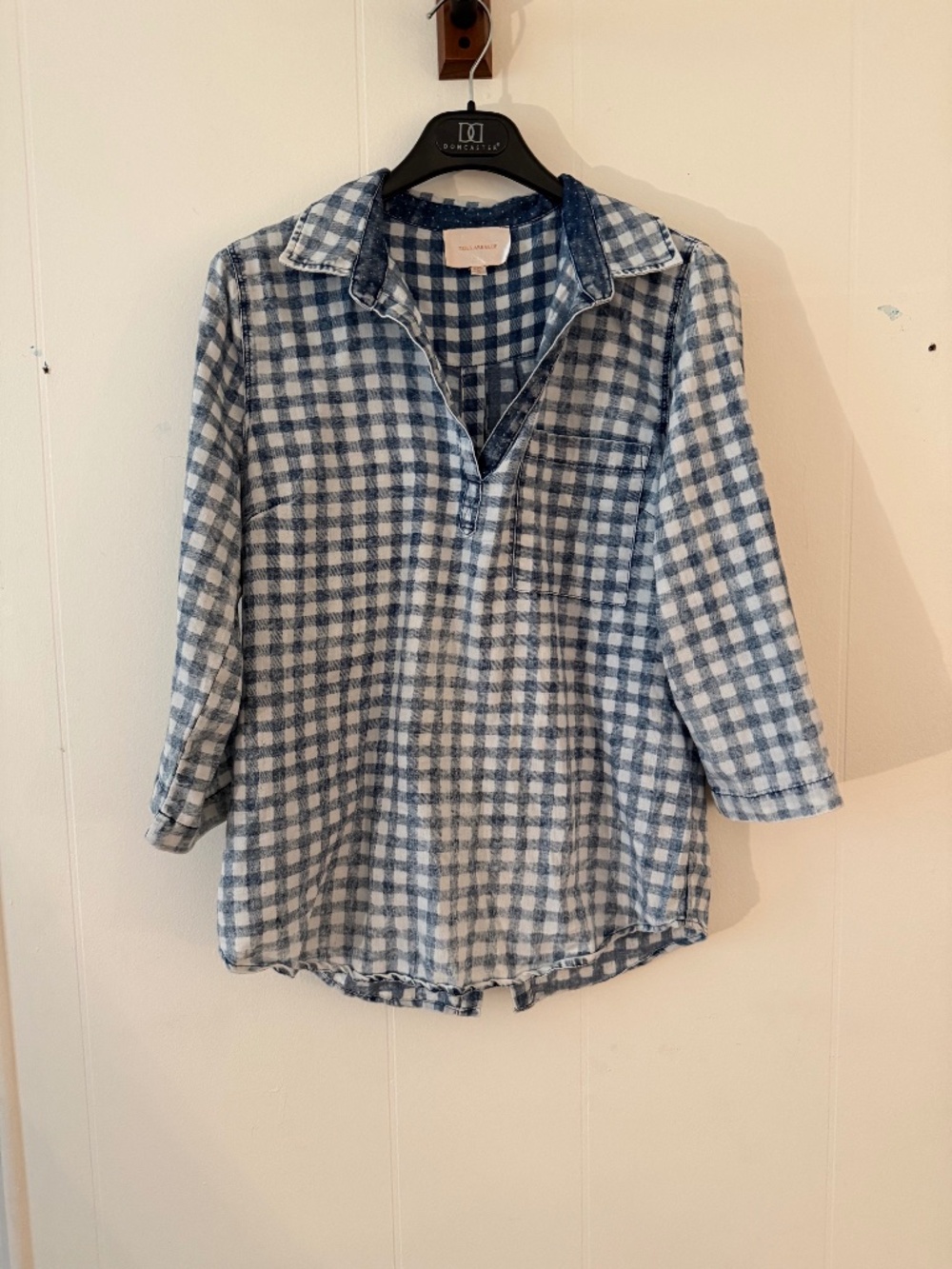 EUC Skies Are Blue Medium Gingham 100% Cotton Button Back 3/4 Sleeve Top